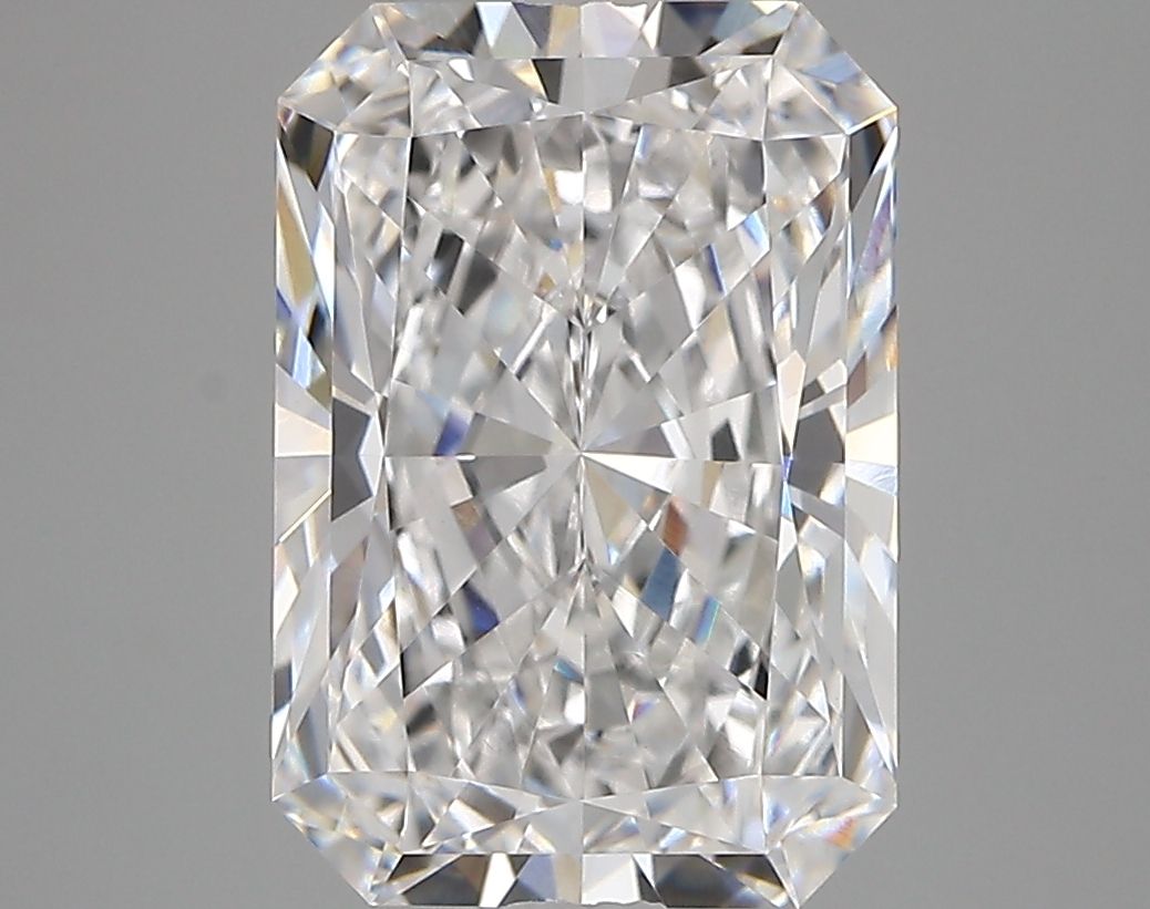 4.31 ct. radiant Lab Grown Diamond front image