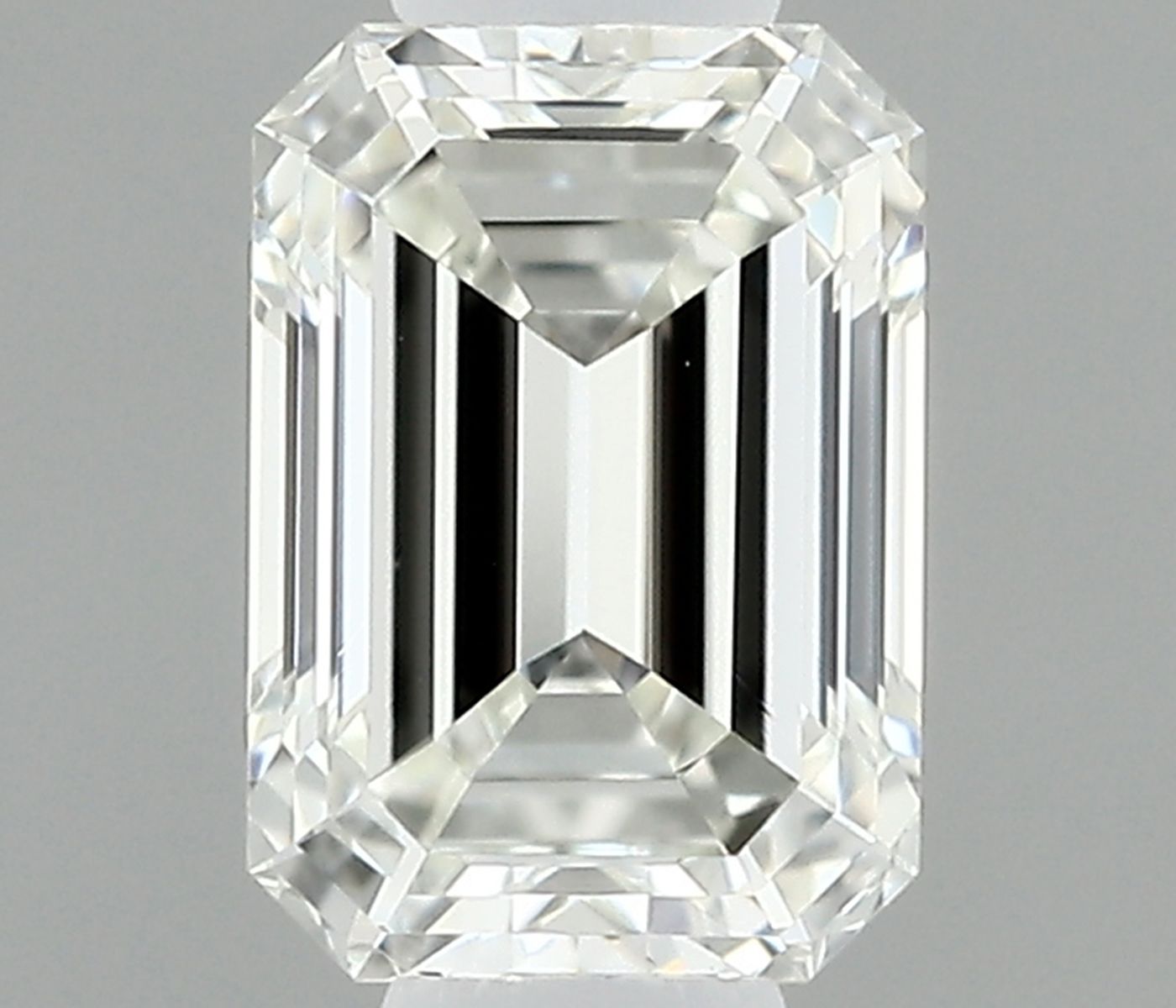 0.31 ct Emerald Diamond