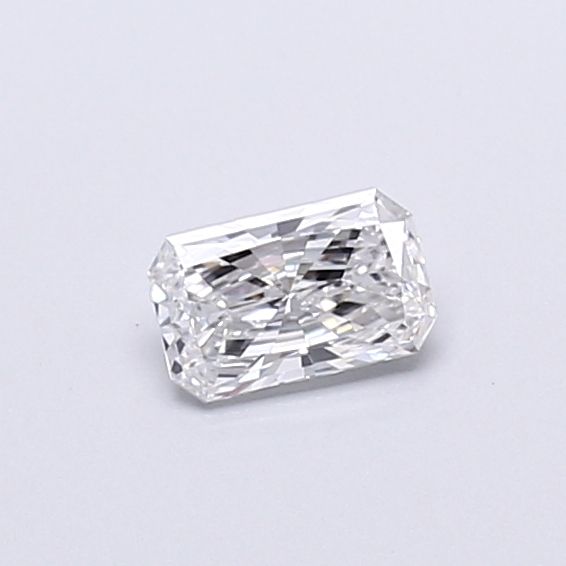 0.32 ct lab-grown Radiant Diamond