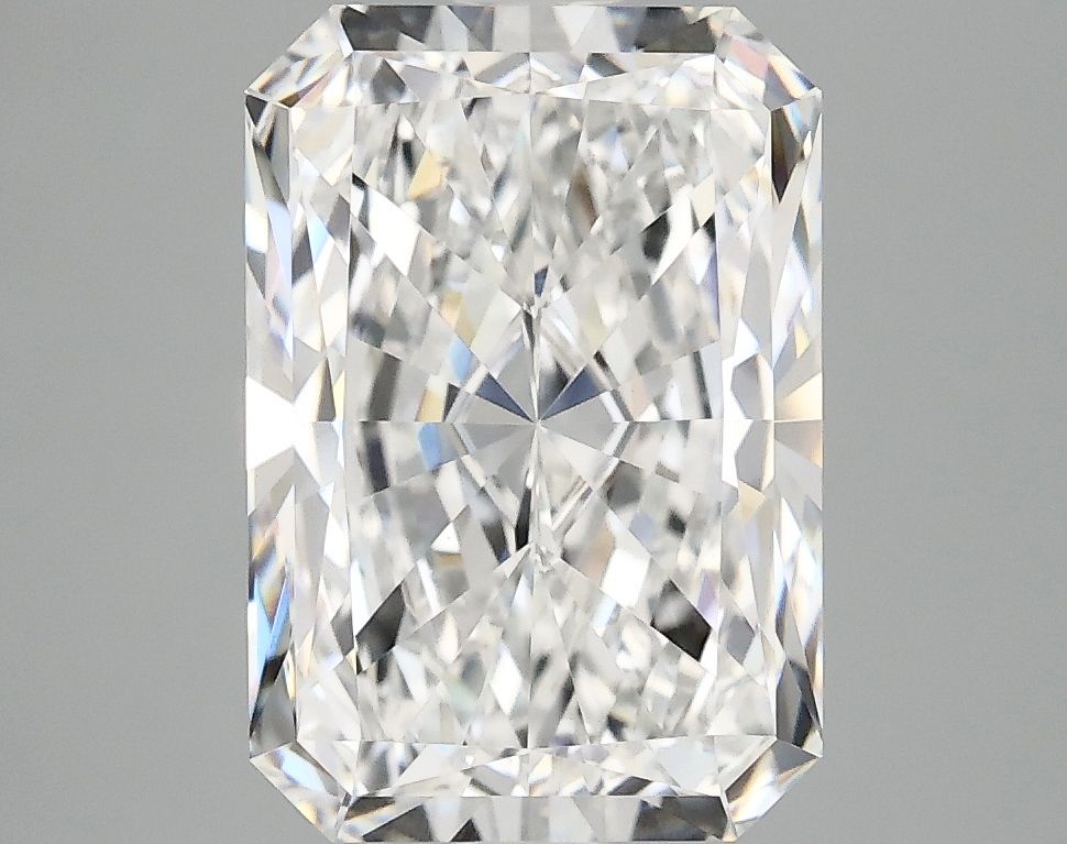 3.77 ct. radiant Lab Grown Diamond front image