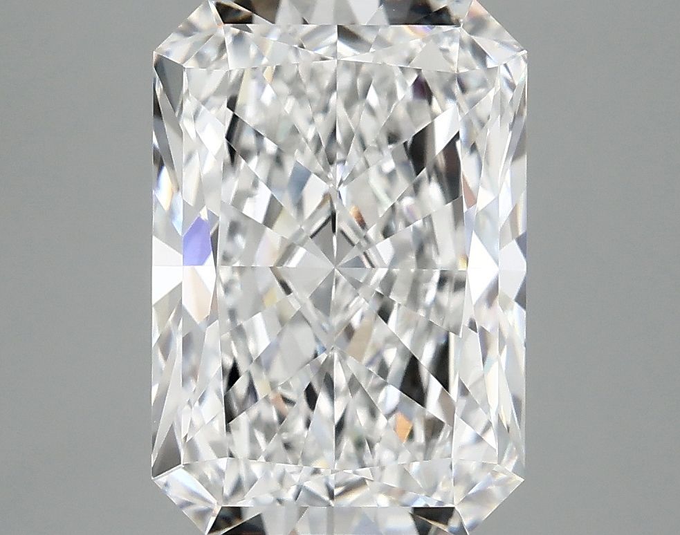 4.19 ct. radiant Lab Grown Diamond front image