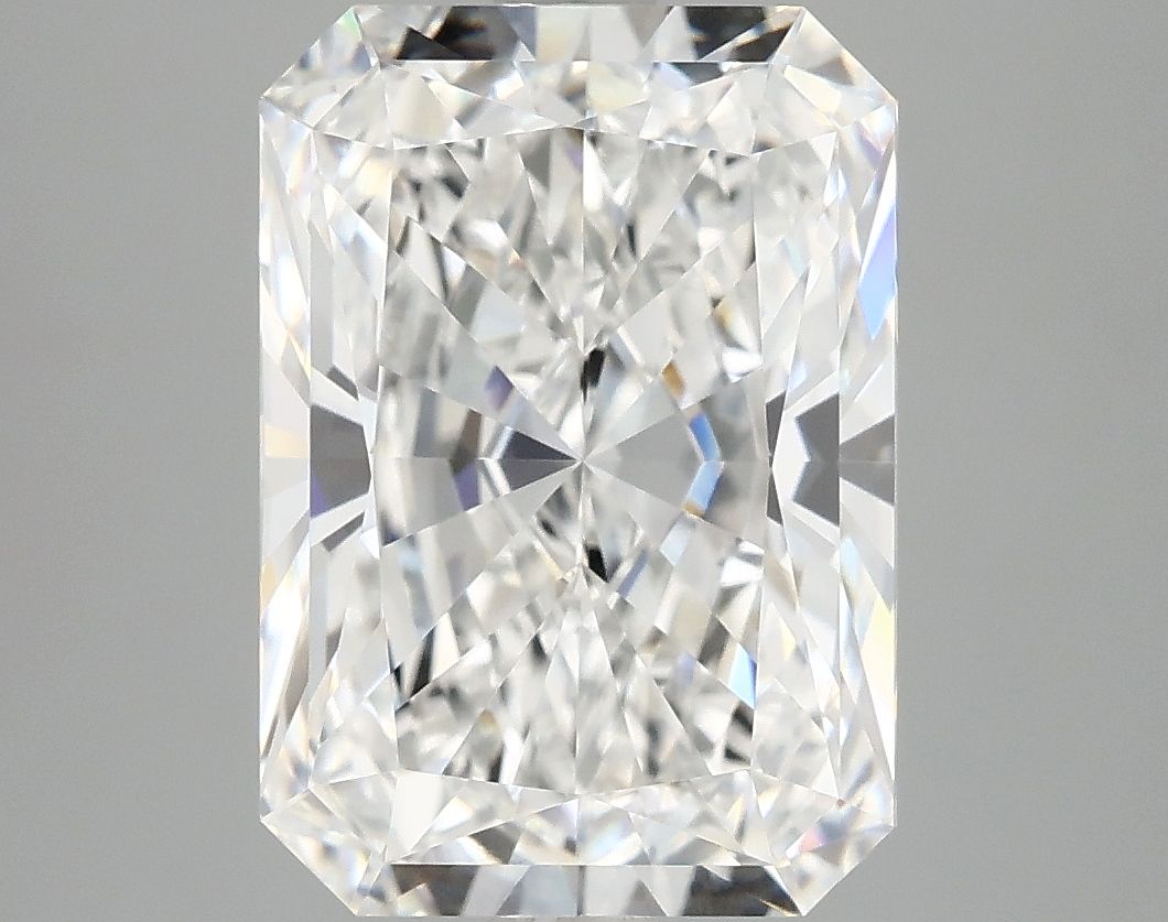 4.91 ct. radiant Lab Grown Diamond front image