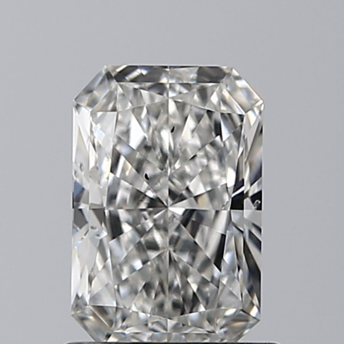 0.90 ct. radiant Lab Grown Diamond front image