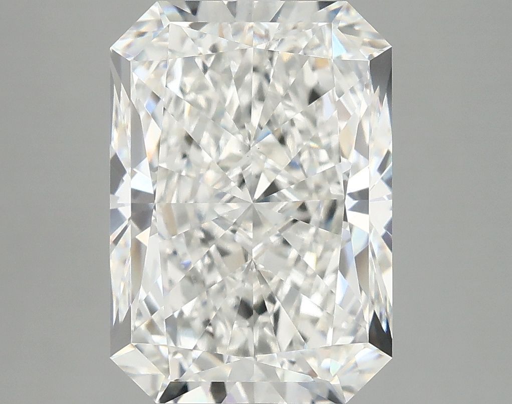 4.84 ct. radiant Lab Grown Diamond front image