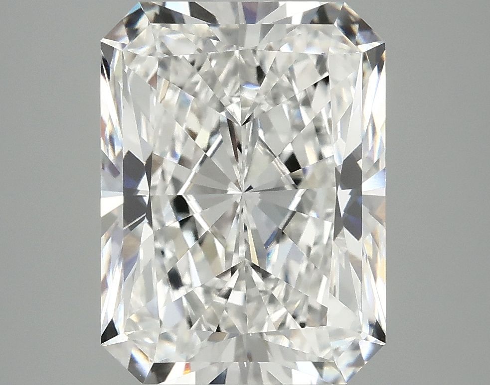 5.07 ct. radiant Lab Grown Diamond front image