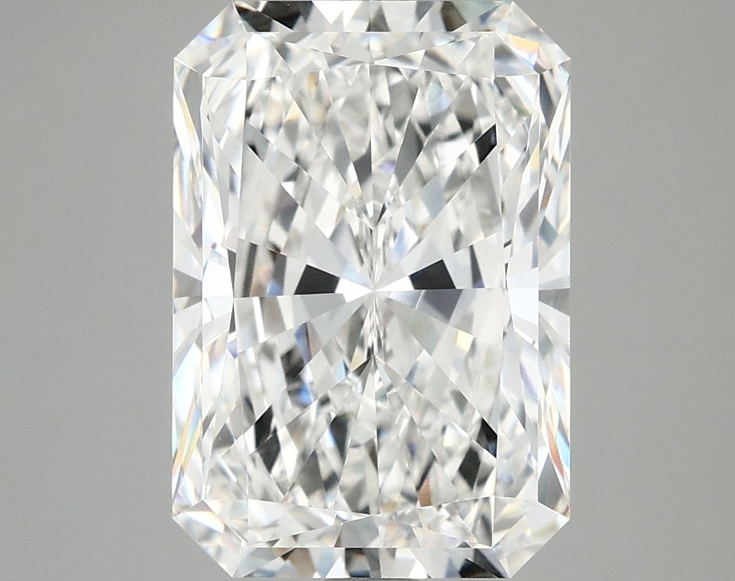 5.08 ct. radiant Lab Grown Diamond front image