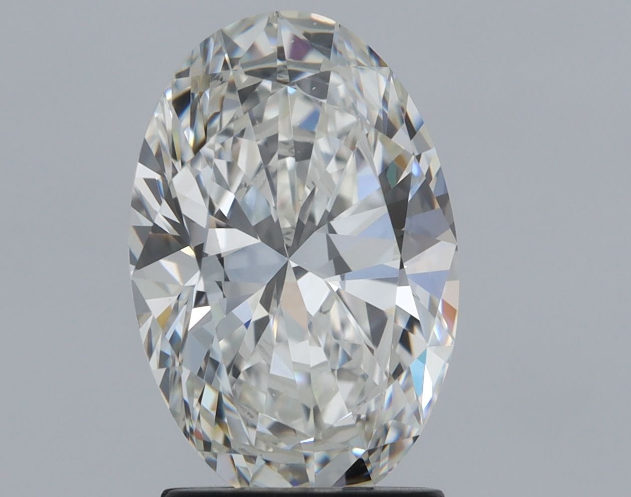 2.01 ct Oval diamond