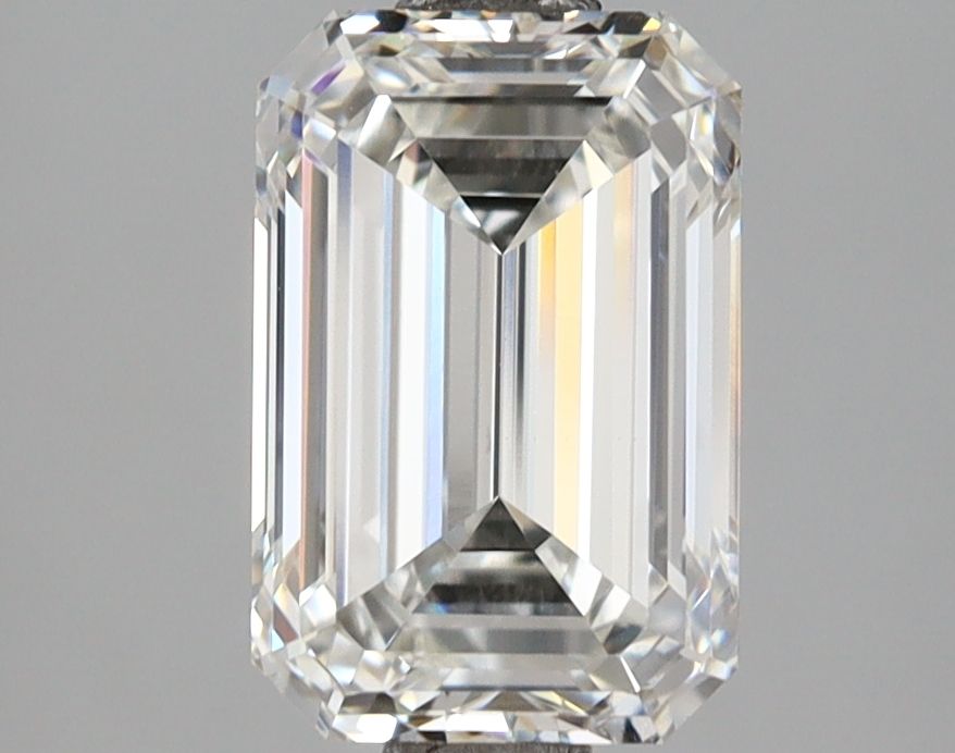 2.30 ct. emerald Lab Grown Diamond front image