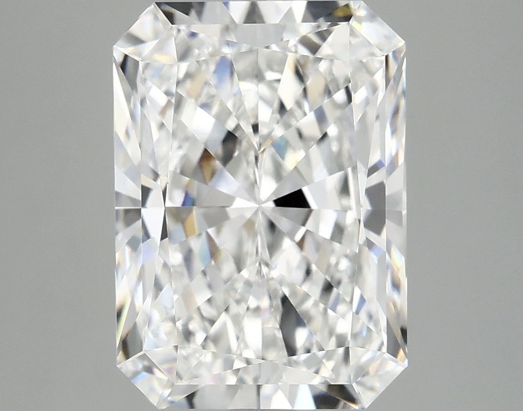 4.83 ct. radiant Lab Grown Diamond front image