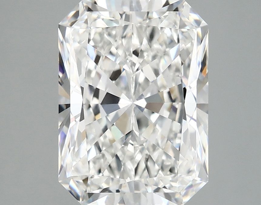 2.97 ct. radiant Lab Grown Diamond front image