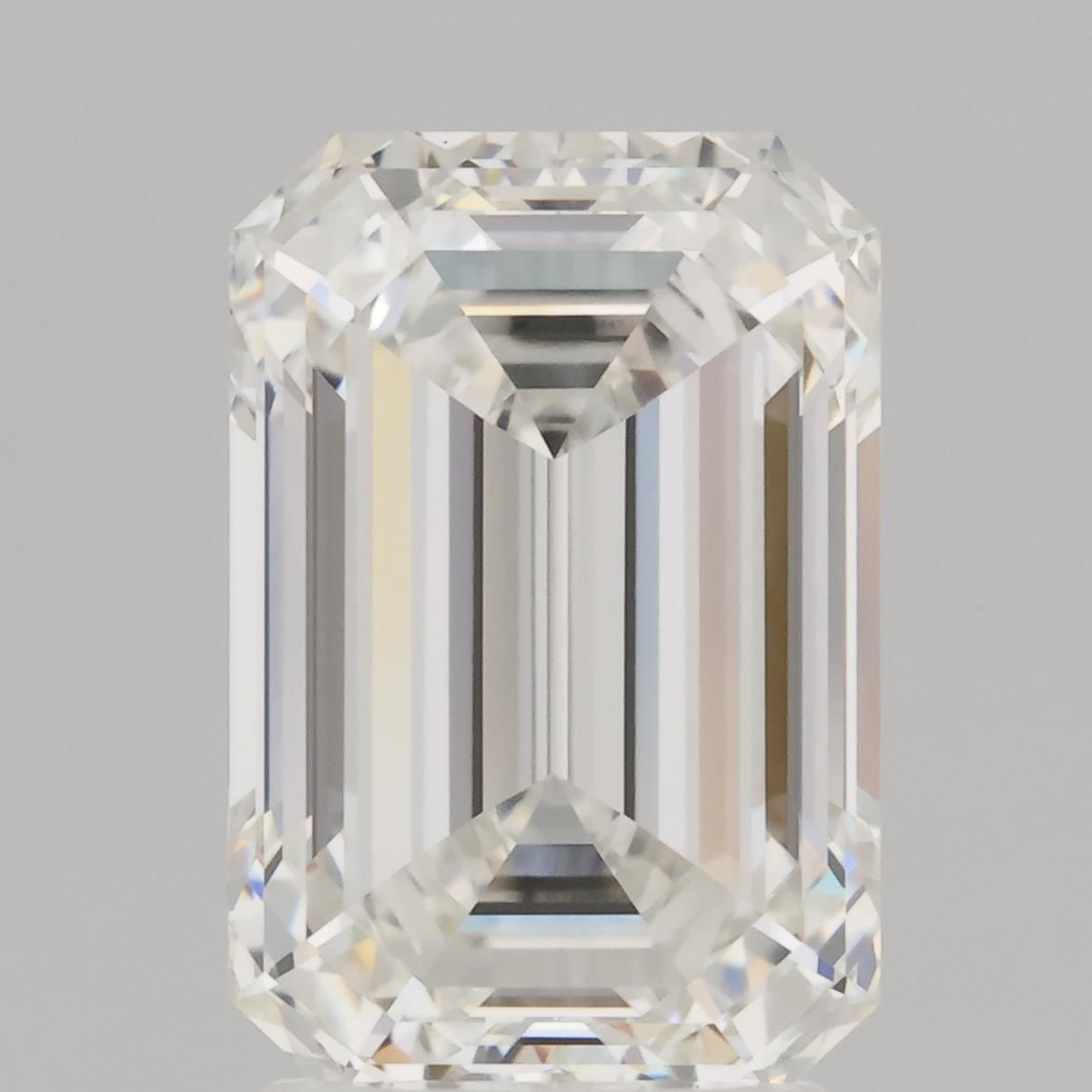 3.10 ct. emerald Lab Grown Diamond front image