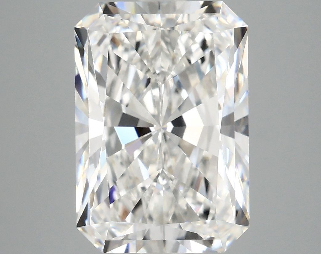 5.00 ct. radiant Lab Grown Diamond front image