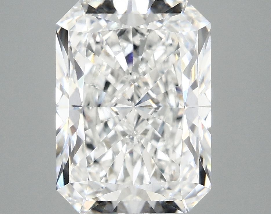 4.10 ct. radiant Lab Grown Diamond front image
