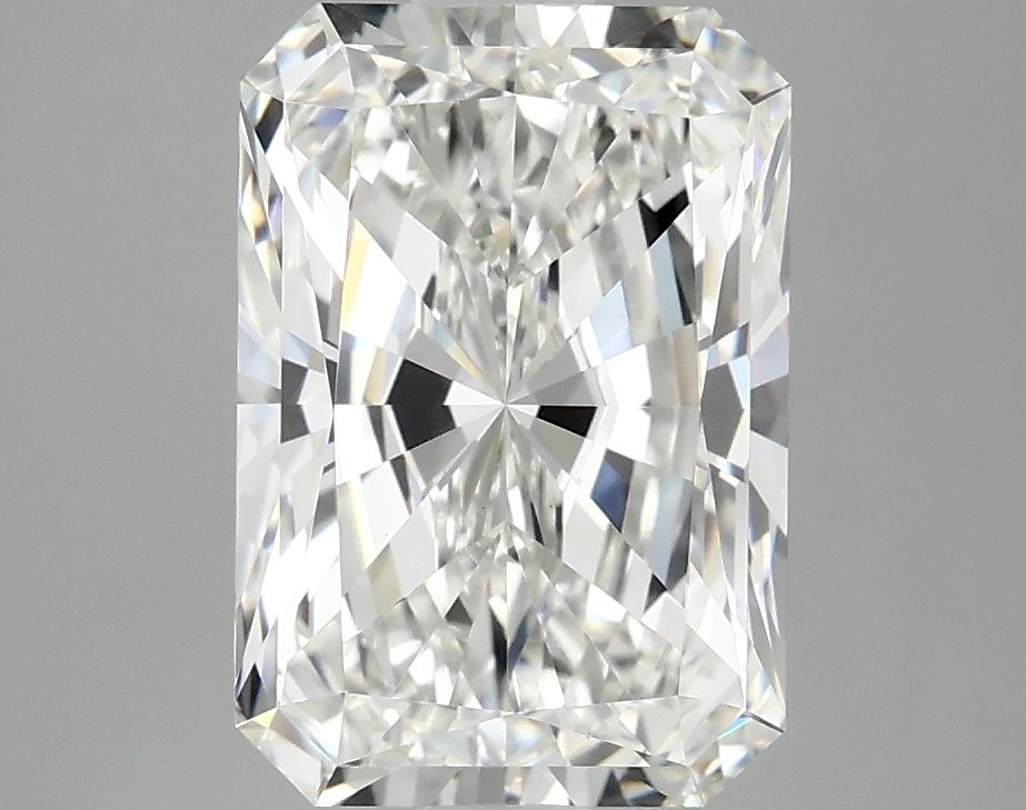 3.37 ct. radiant Lab Grown Diamond front image