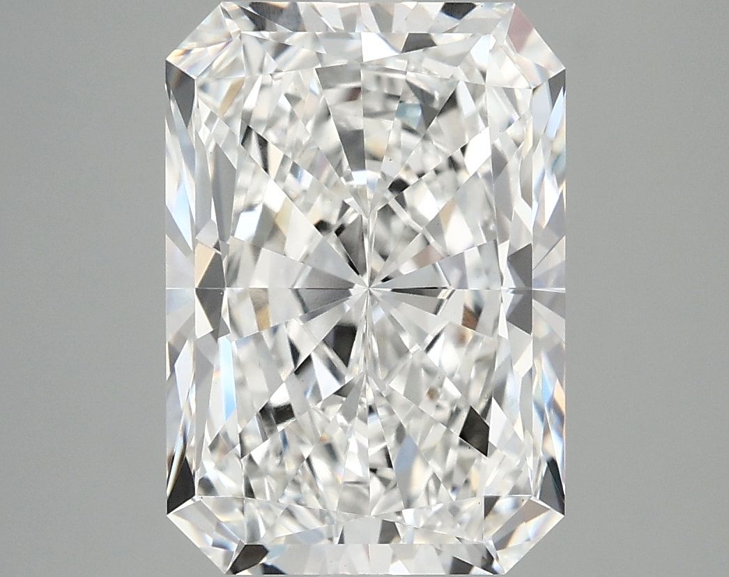 5.00 ct. radiant Lab Grown Diamond front image