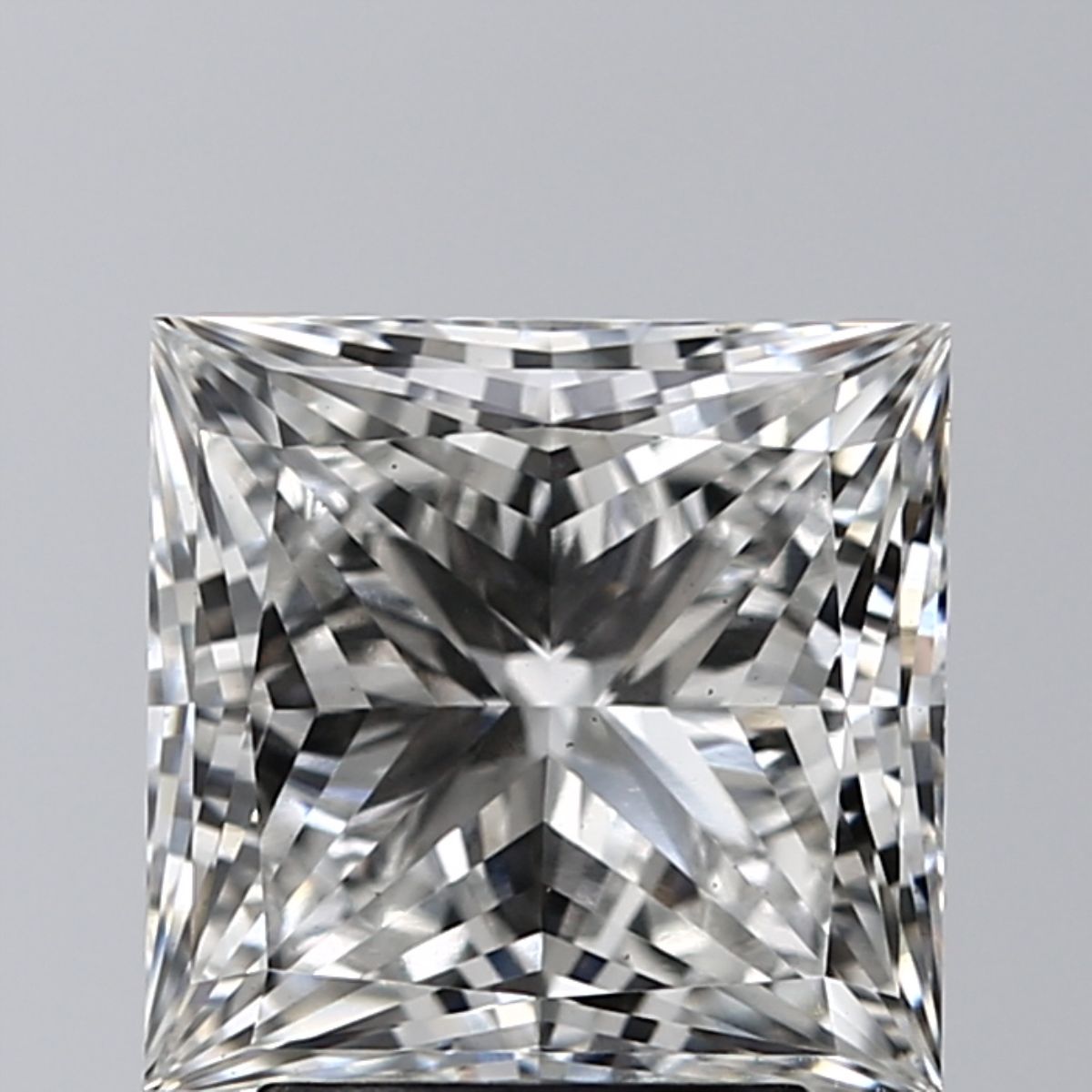 2.70 ct. princess Lab Grown Diamond front image