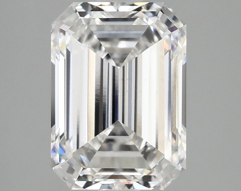 2.57 ct. emerald Lab Grown Diamond front image