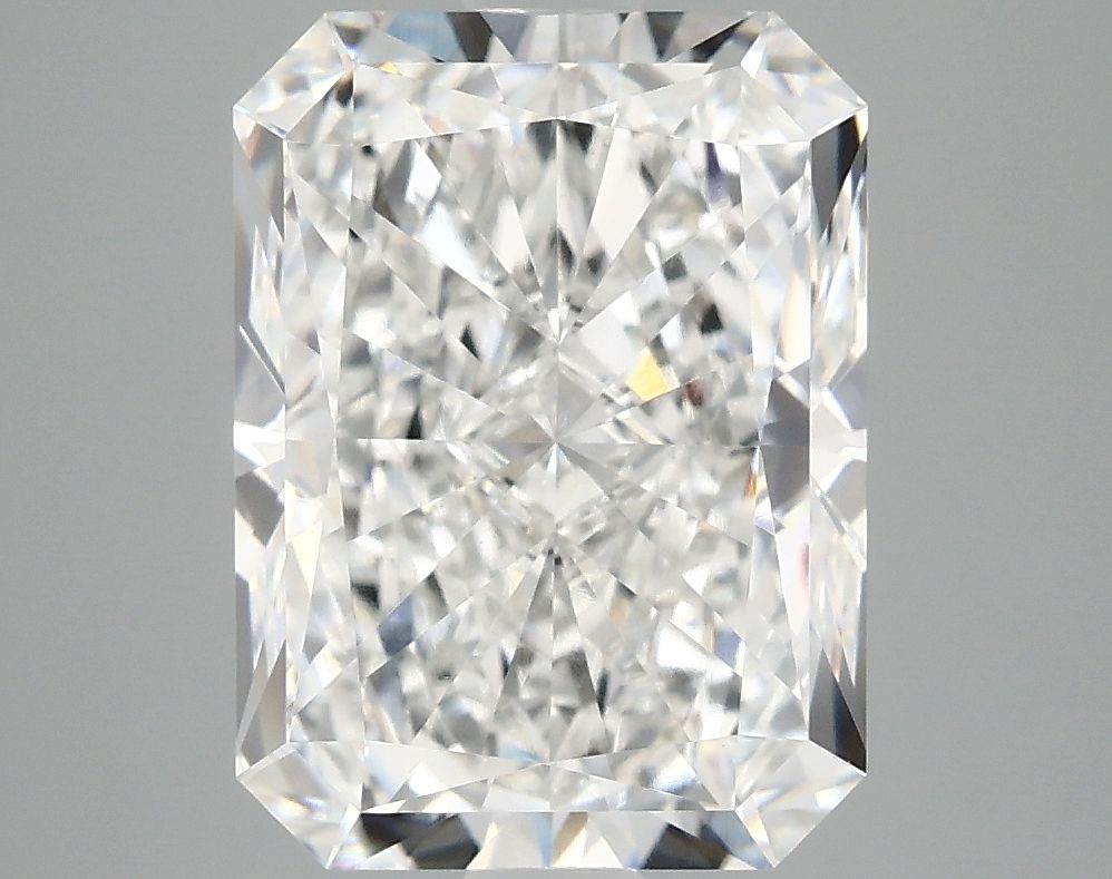 4.94 ct. radiant Lab Grown Diamond front image