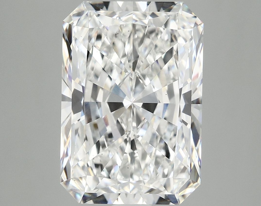 4.94 ct. radiant Lab Grown Diamond front image