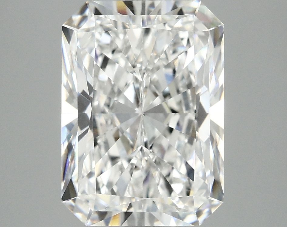4.04 ct. radiant Lab Grown Diamond front image