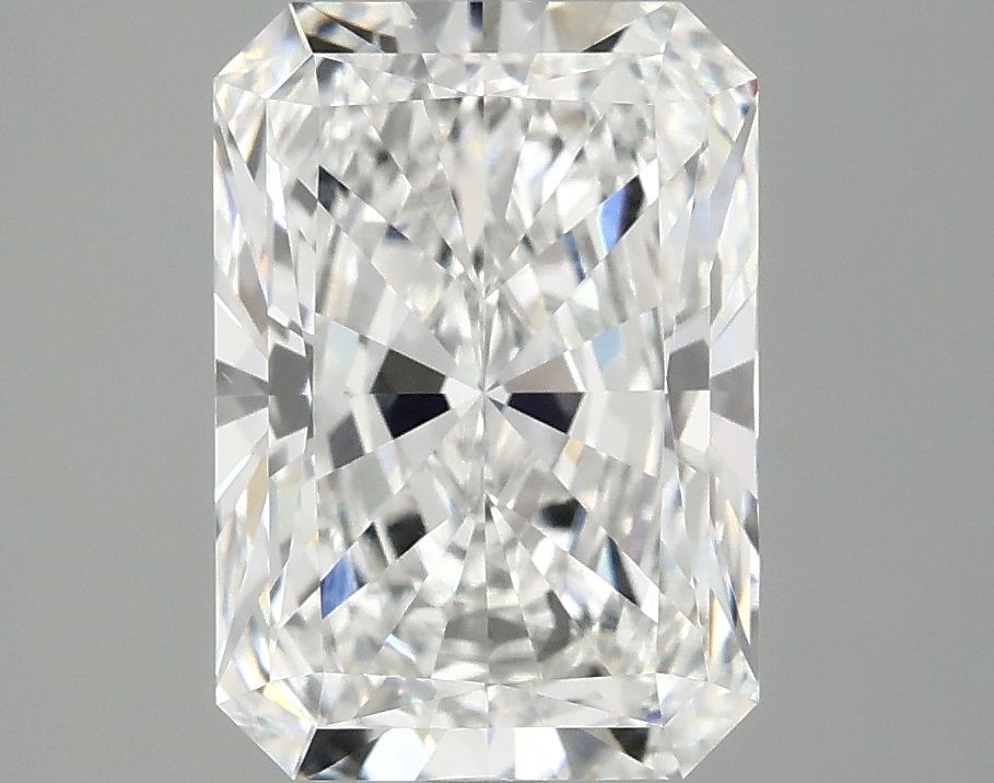 3.09 ct. radiant Lab Grown Diamond front image