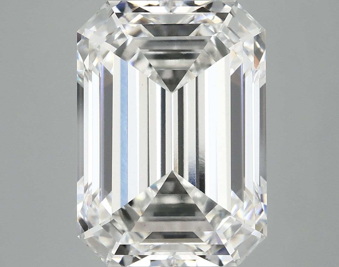 7.14 ct. emerald Lab Grown Diamond front image