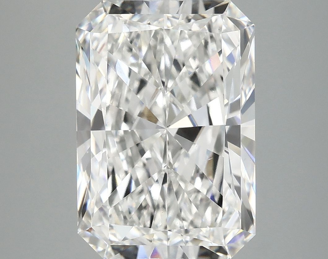 5.01 ct. radiant Lab Grown Diamond front image