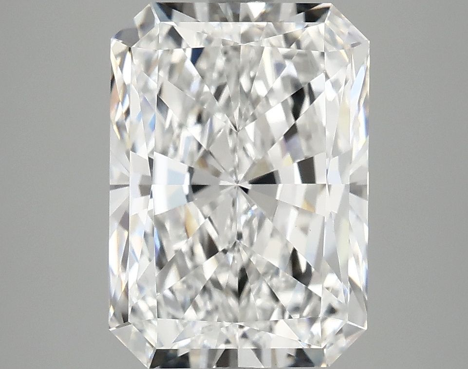 3.90 ct. radiant Lab Grown Diamond front image