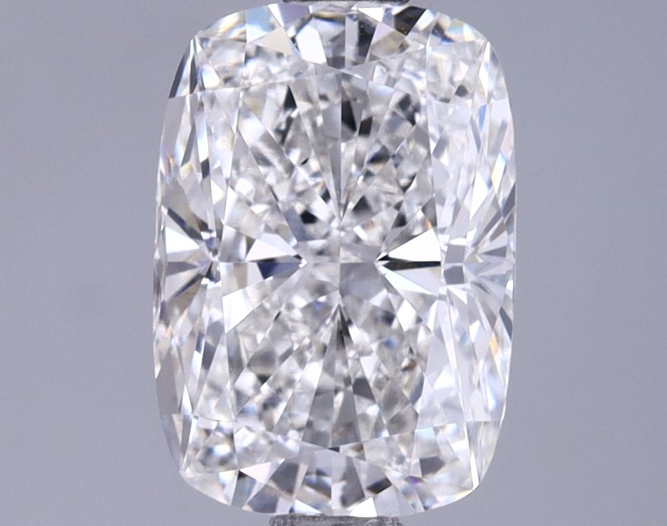 1.63 ct lab-grown Cushion brilliant Diamond