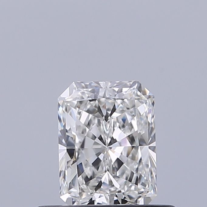 0.42 Carat Radiant Diamond E VVS1