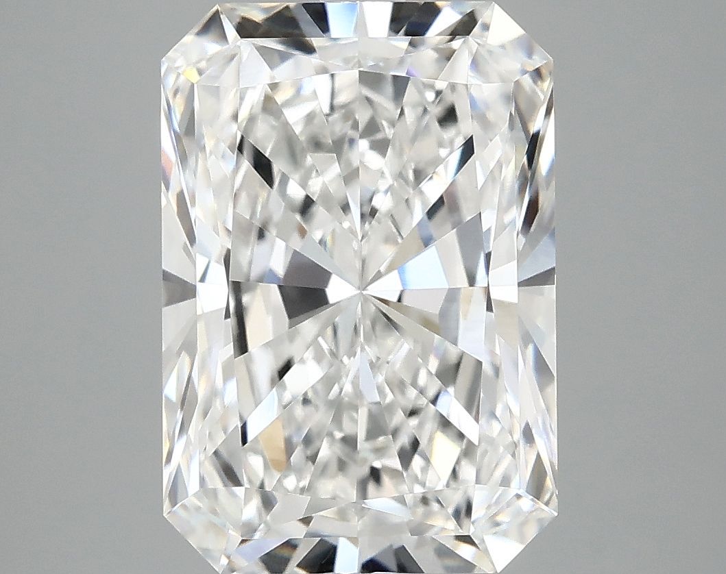 4.99 ct. radiant Lab Grown Diamond front image