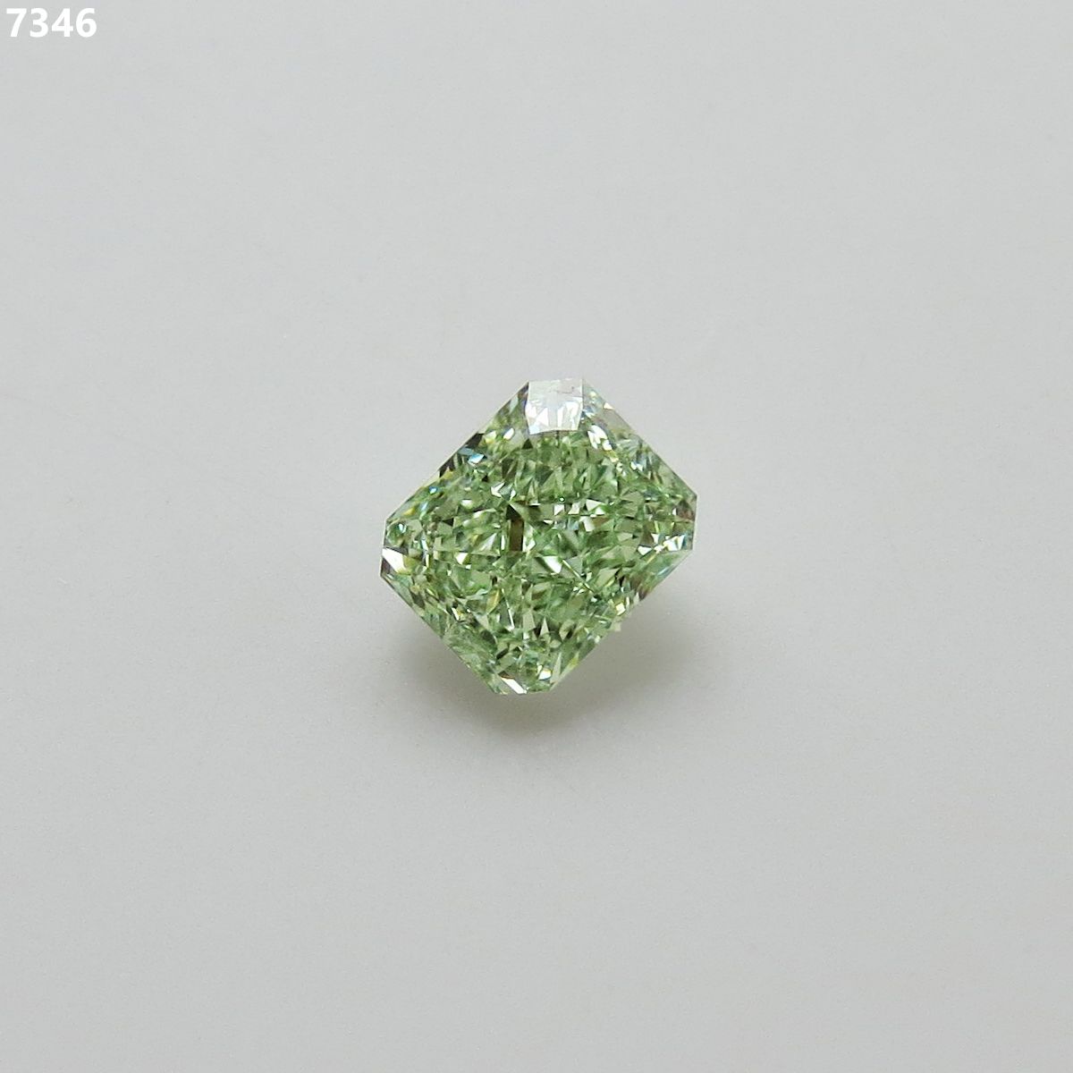 0.51 ct Radiant diamond