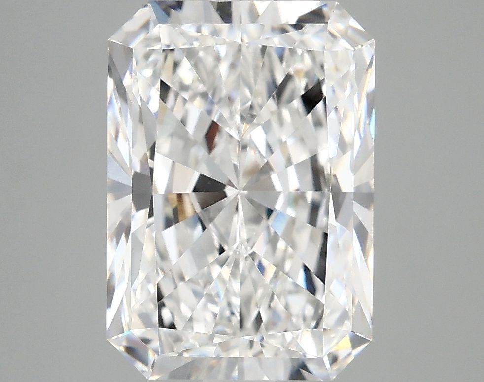 4.19 ct. radiant Lab Grown Diamond front image