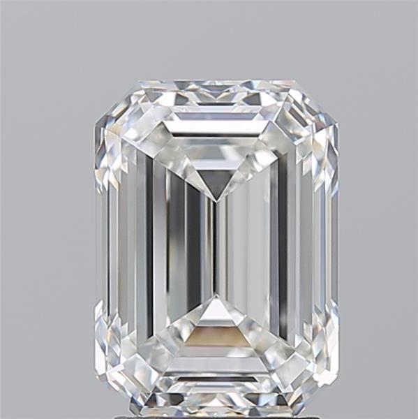 3.20 ct Emerald diamond