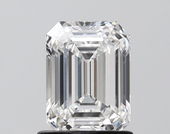 1.18 ct. emerald Lab Grown Diamond front image