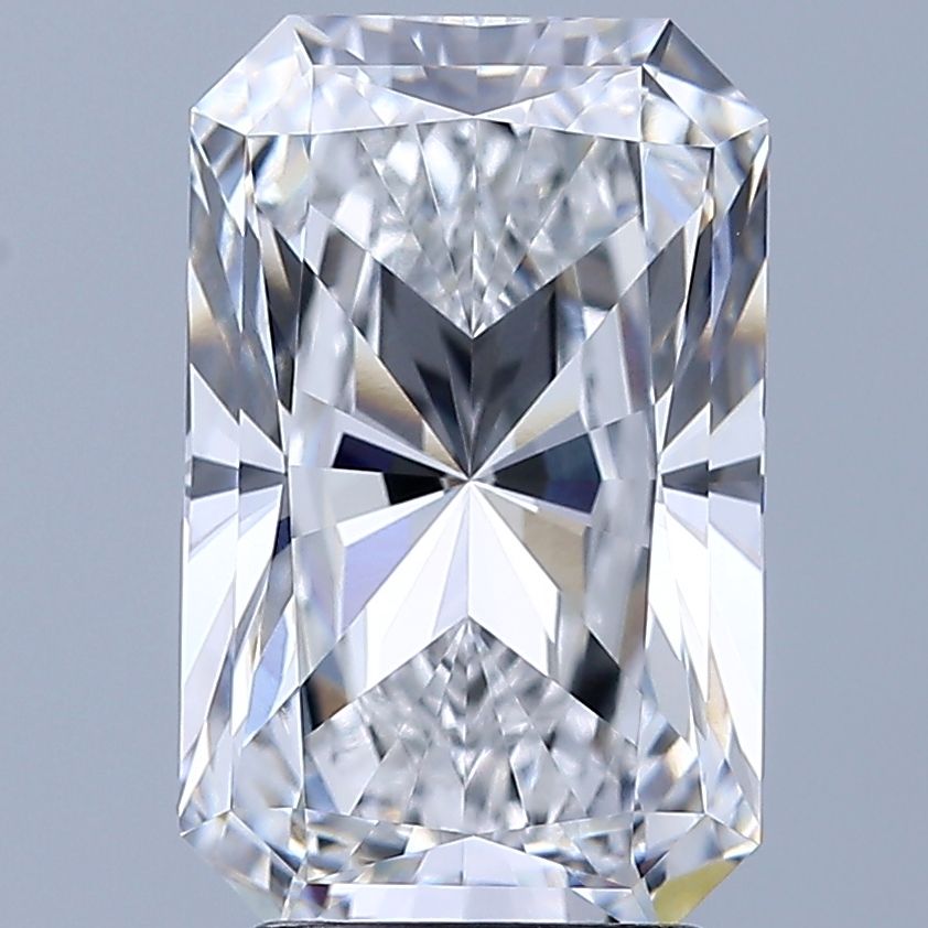 3.22 ct. radiant Lab Grown Diamond front image