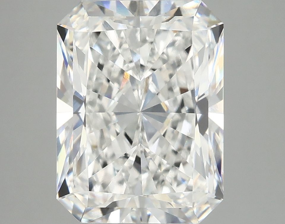 4.75 ct. radiant Lab Grown Diamond front image