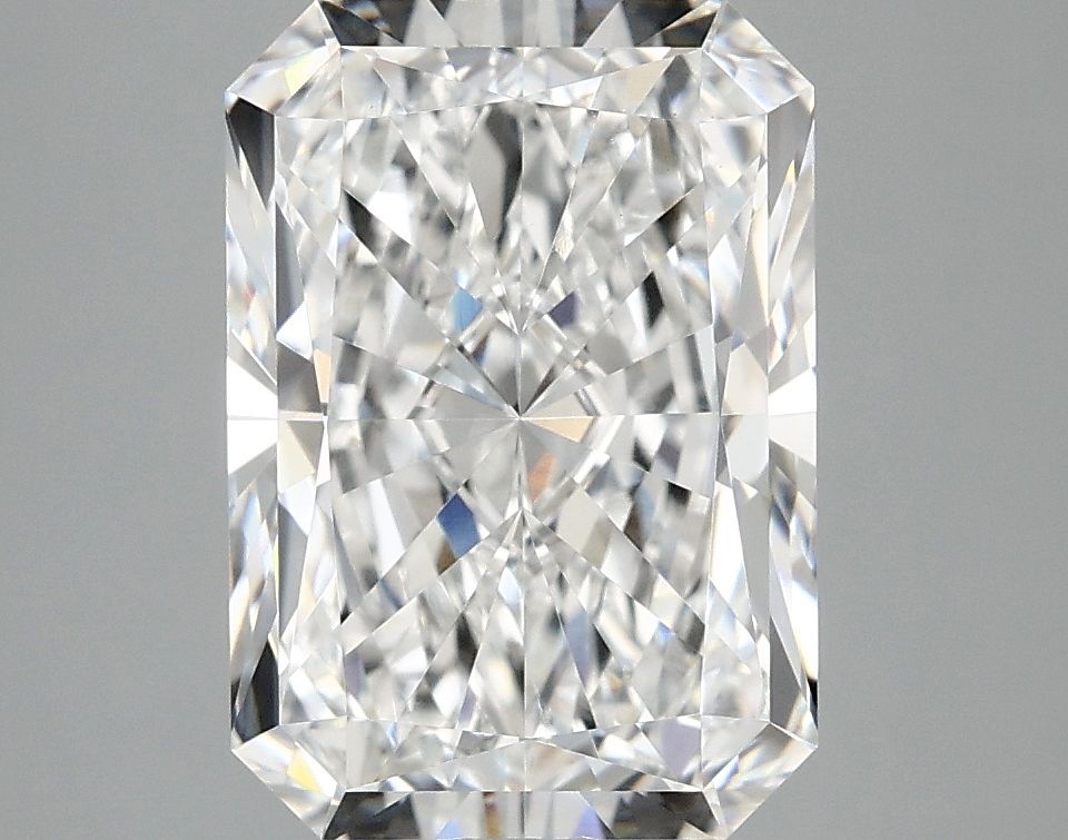 4.02 ct. radiant Lab Grown Diamond front image