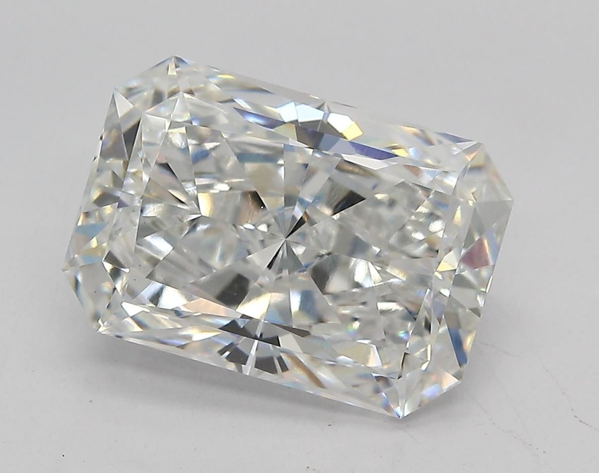 3.09 ct. radiant Lab Grown Diamond front image