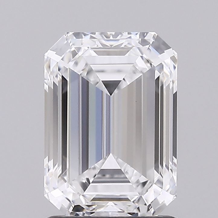 1.50 ct. emerald Lab Grown Diamond front image