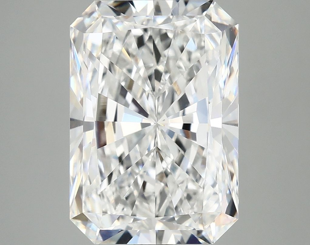4.98 ct. radiant Lab Grown Diamond front image