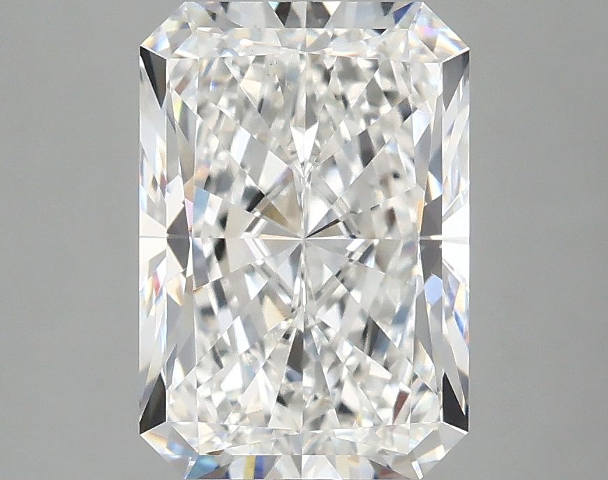 2.99 ct. radiant Lab Grown Diamond front image