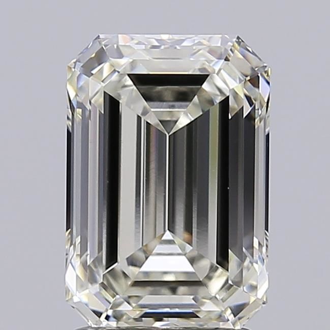 2.55 ct. emerald Lab Grown Diamond front image