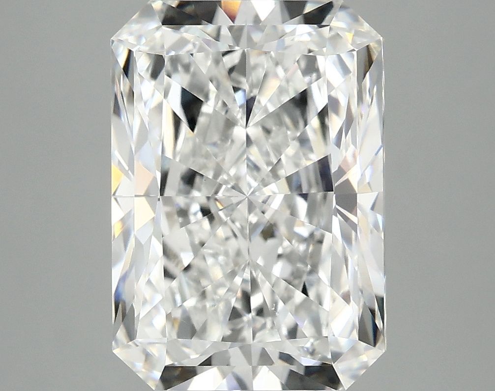 4.93 ct. radiant Lab Grown Diamond front image