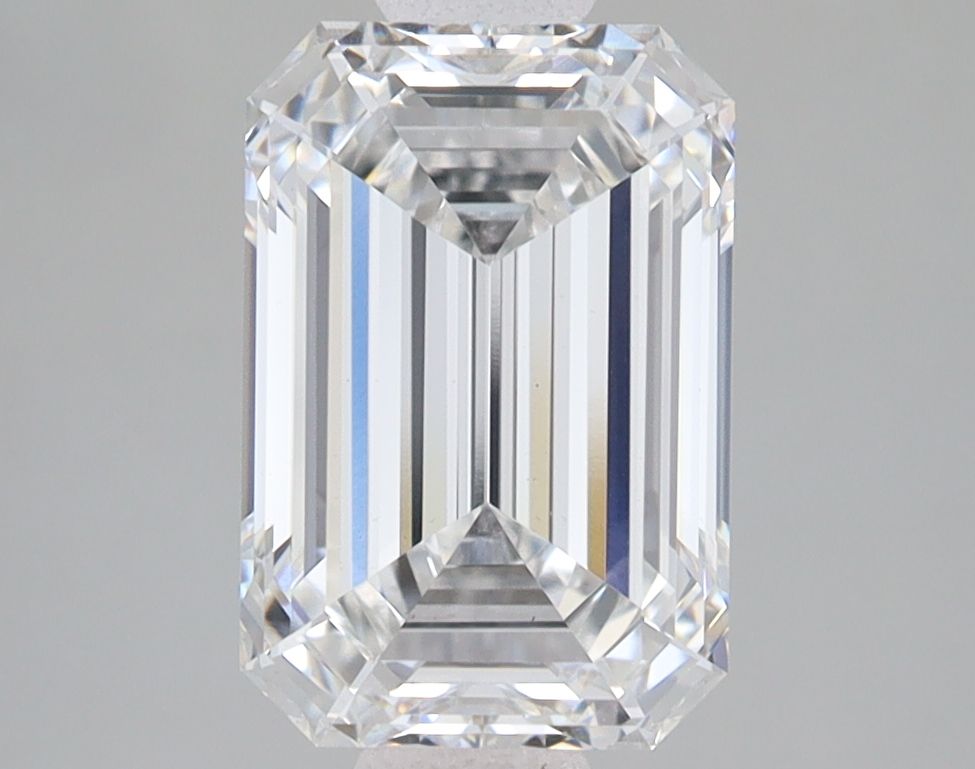 3.05 ct. emerald Lab Grown Diamond front image