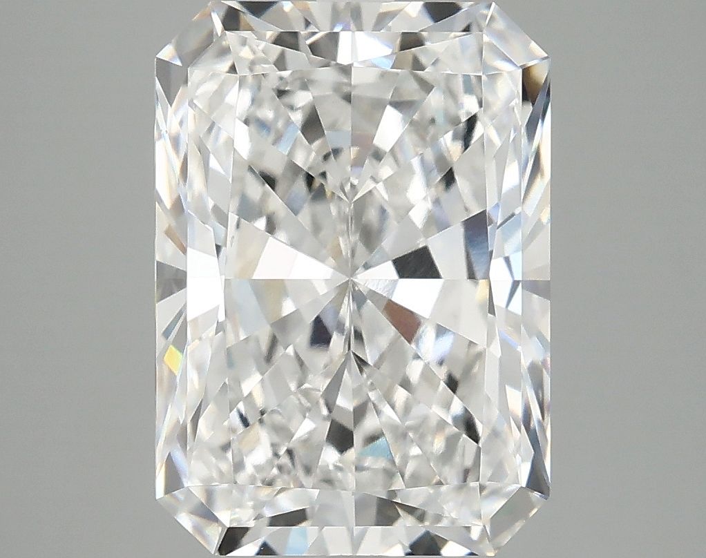 5.07 ct. radiant Lab Grown Diamond front image