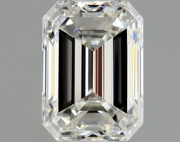0.90 ct Emerald diamond