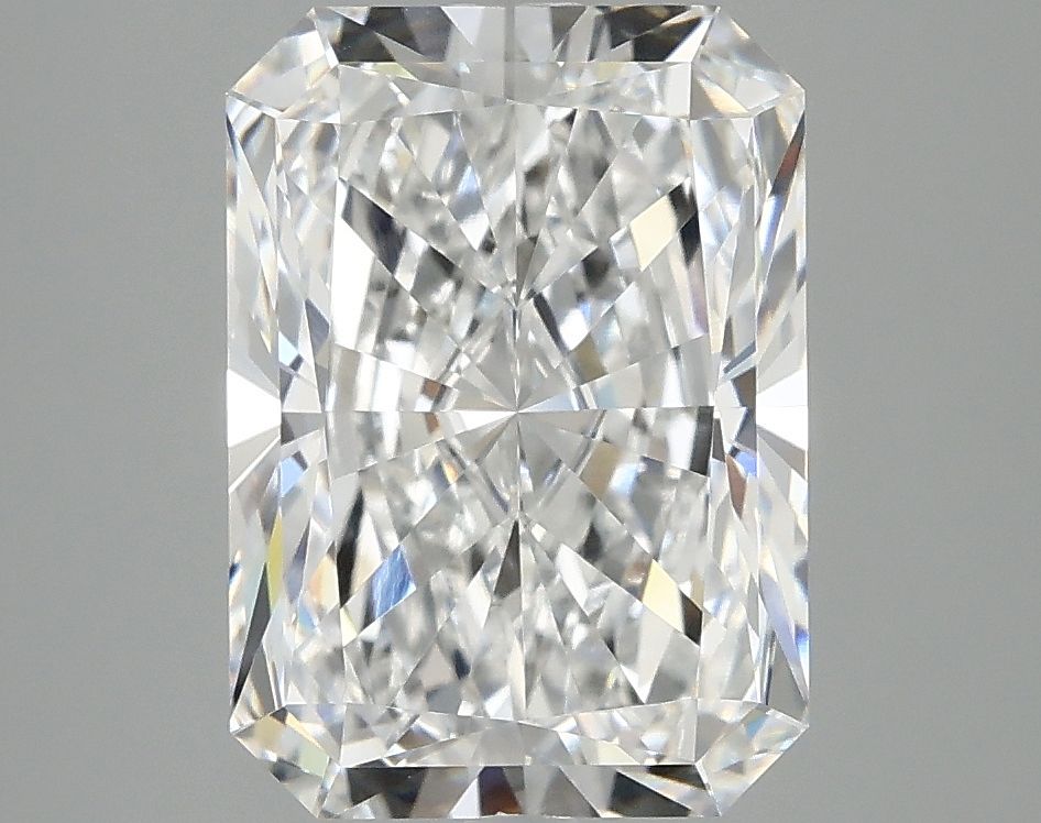 4.05 ct. radiant Lab Grown Diamond front image