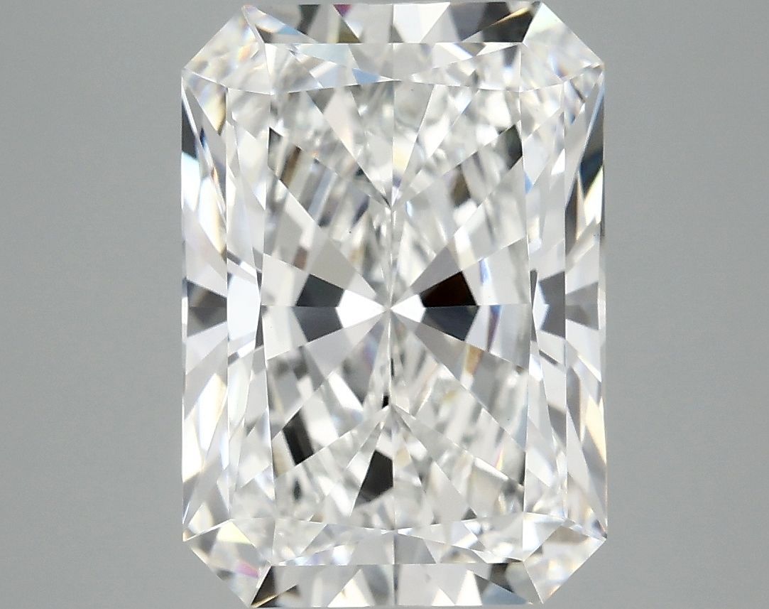 5.09 ct. radiant Lab Grown Diamond front image