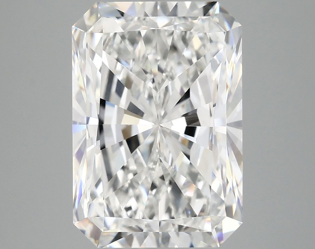 4.96 ct. radiant Lab Grown Diamond front image